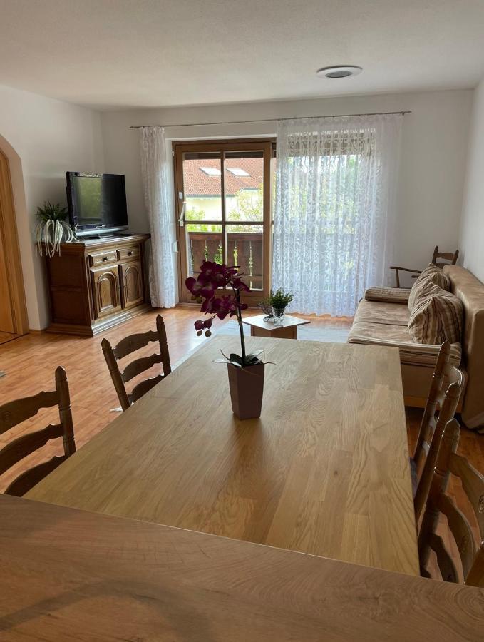 Ferienwohnung Wolf Сион-Зеебрук Екстериор снимка